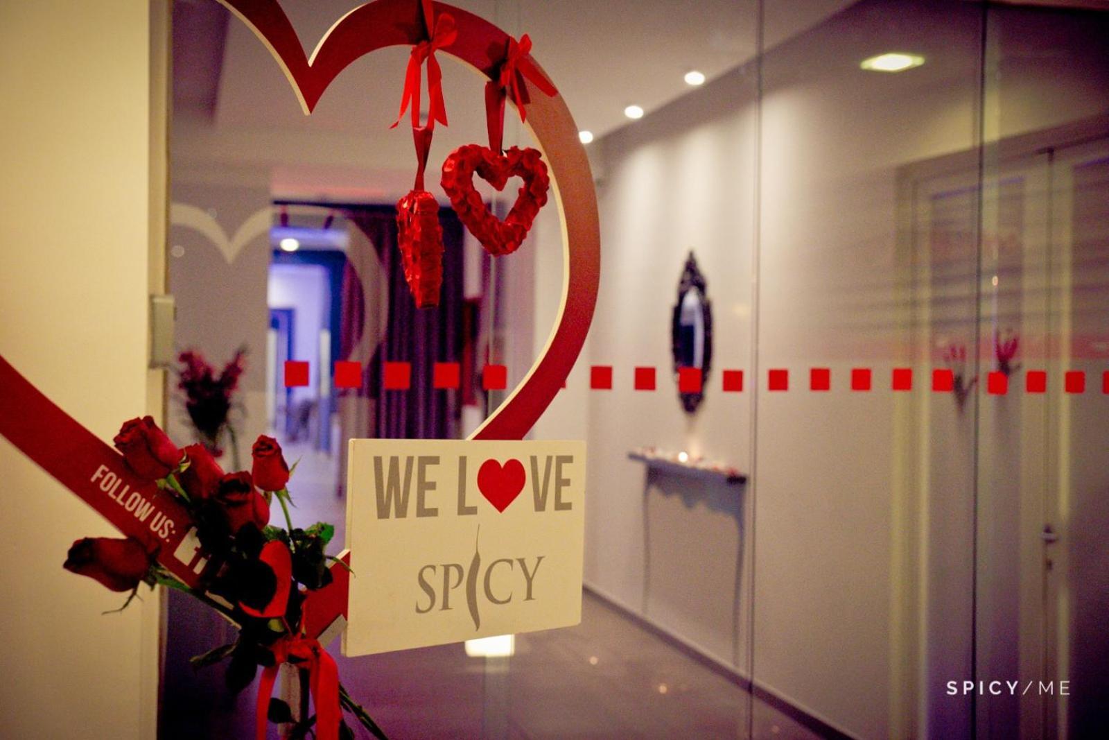 Hotel Spicy ซอร์เรนโต ภายนอก รูปภาพ